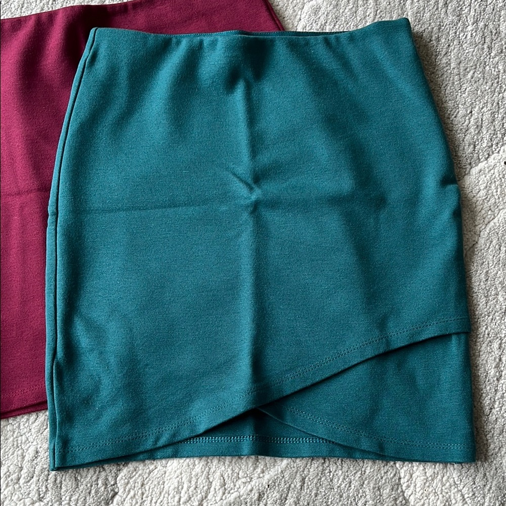 Aritzia teal skirt xxs